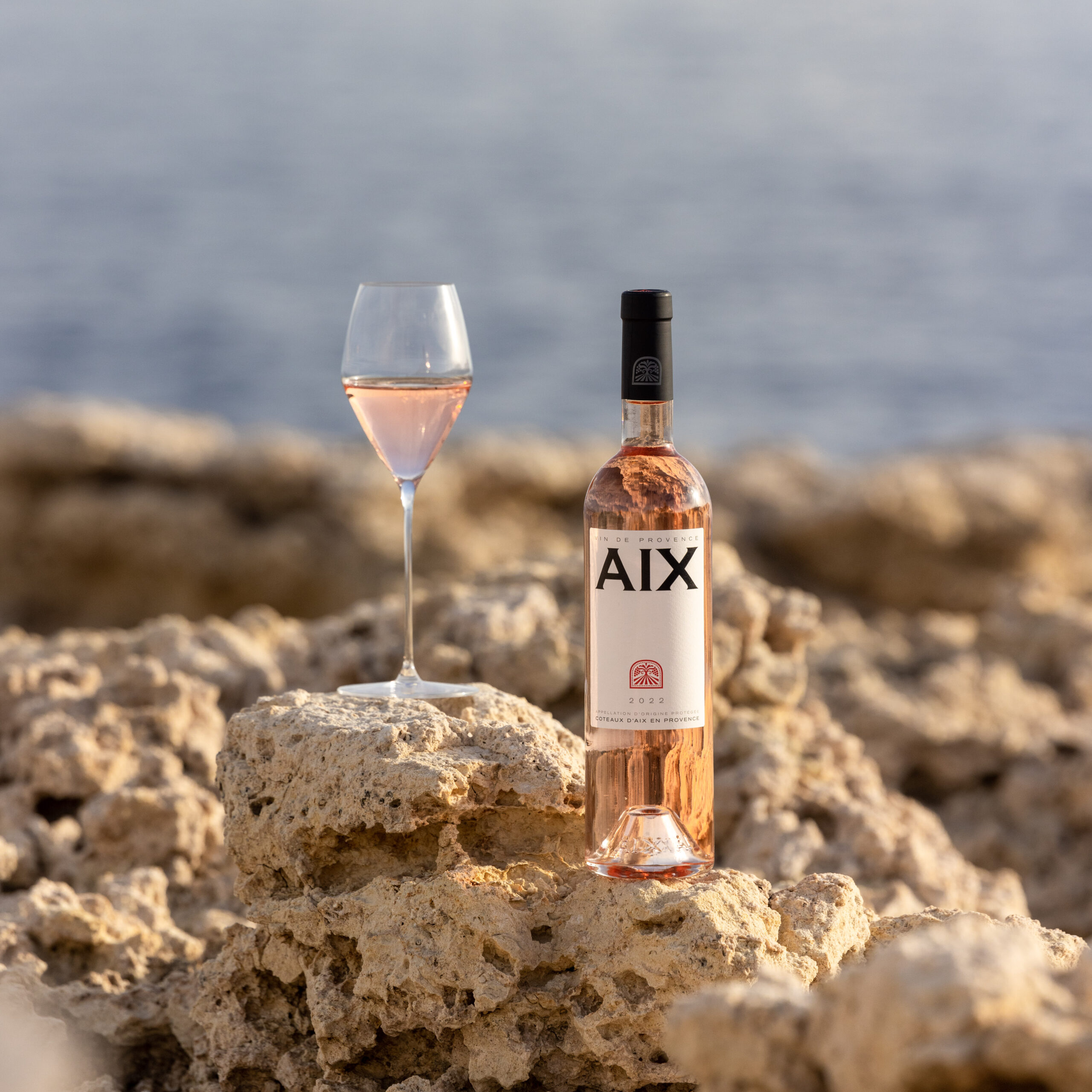 AIX Rosé 2022 - Lifestyleshot 10