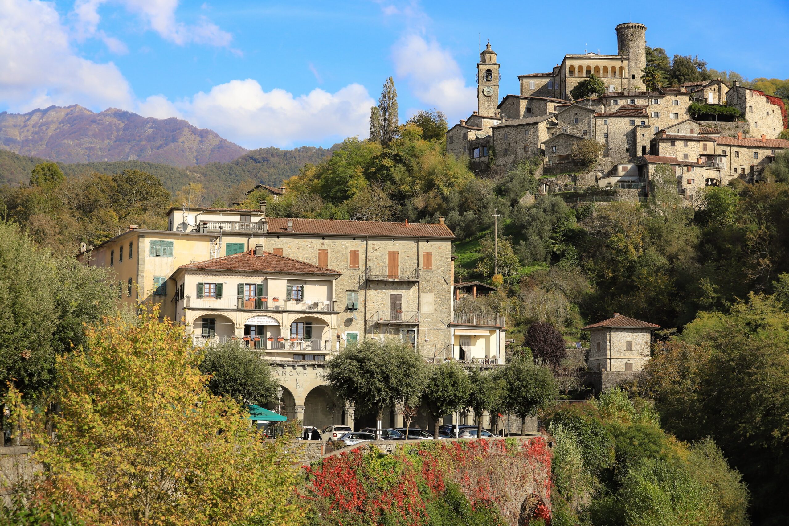 BAGNONE_VEDUTA PANORAMICA_PH. ASSOCIAZIONE LUNIGIANA WORLD_NUOVA BA 2024
