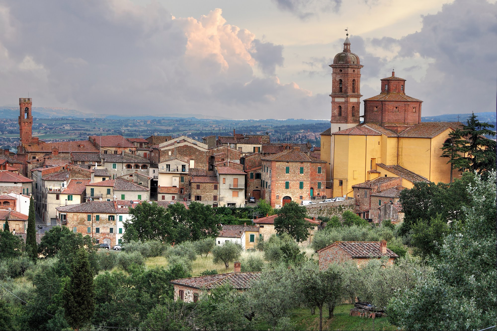 SINALUNGA_VEDUTA DEL CENTRO_PH. ALESSIO GRAZI_NUOVA BA 2024