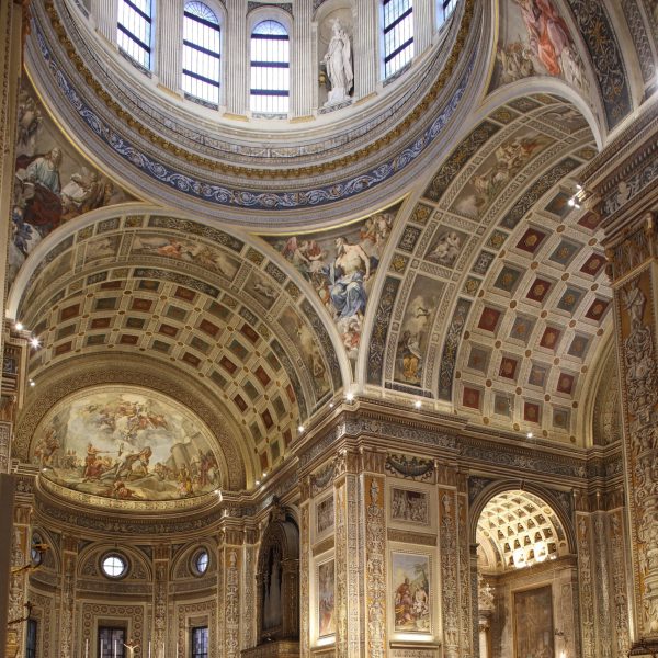 S. Andrea, interni no sedie12